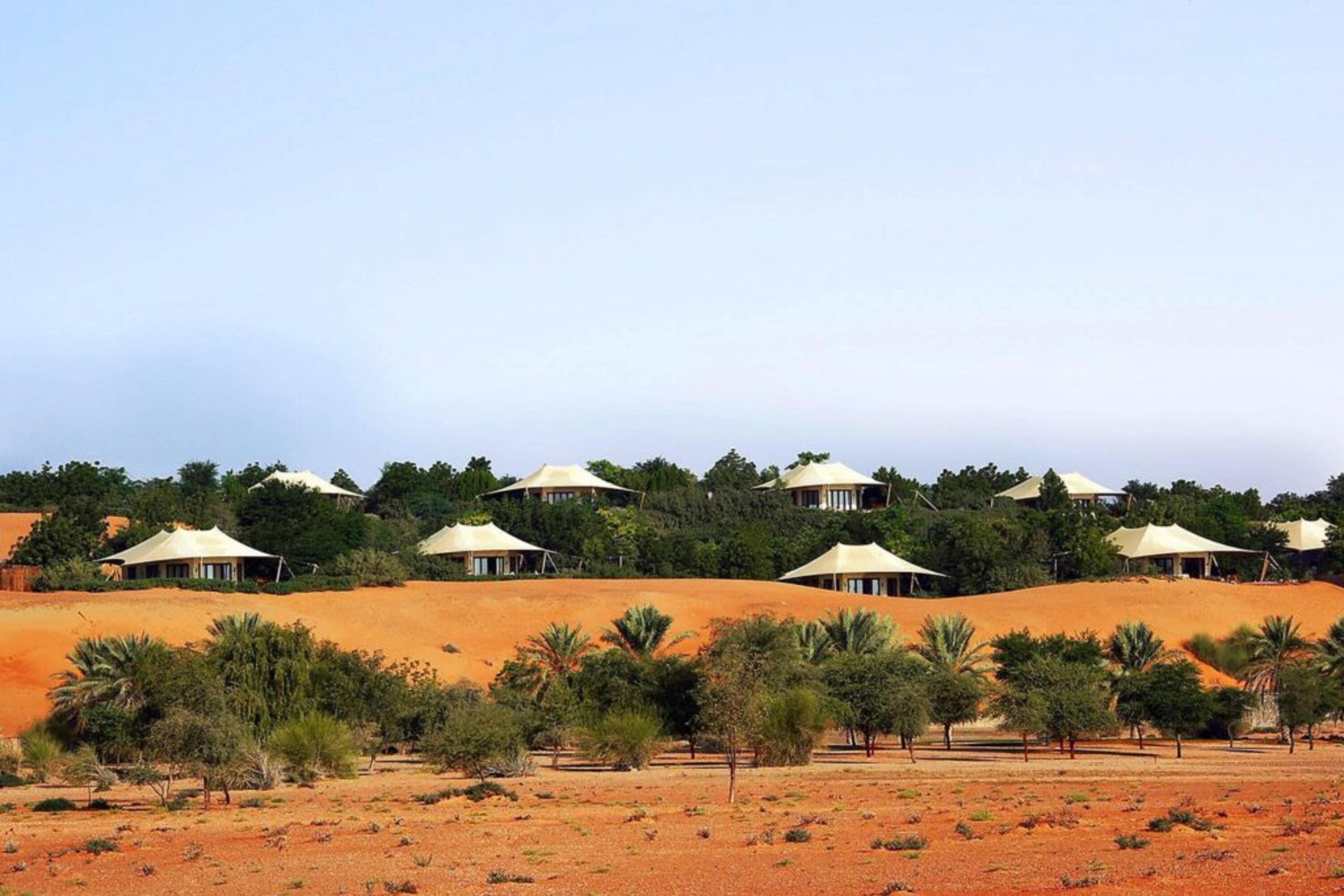 Al Maha Desert Resort Dubai - Imagine 1