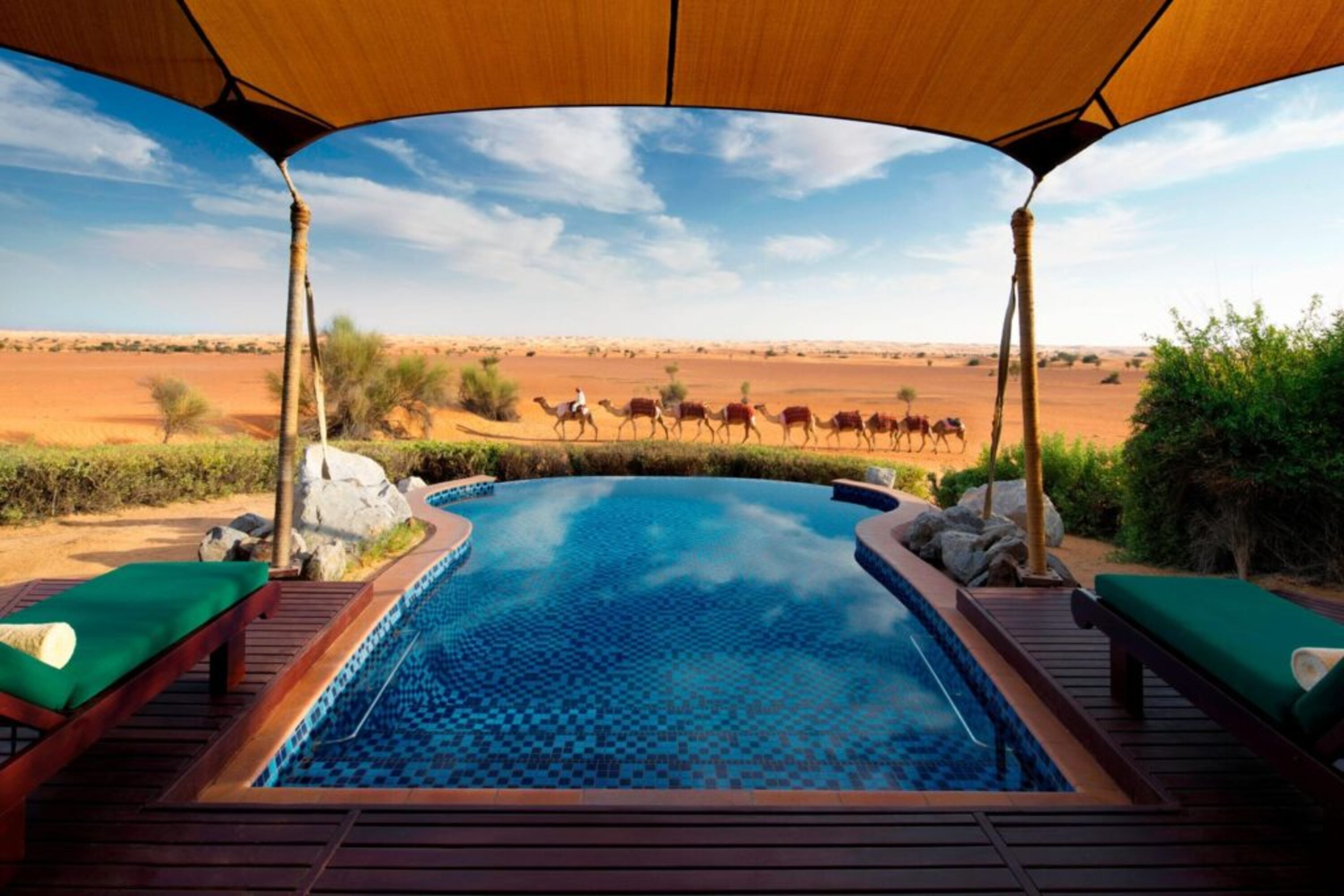 Al Maha Desert Resort Dubai - Imagine 4